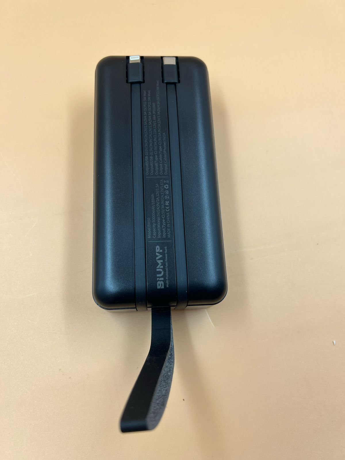 Cargador portátil BIUMVP de 50 000 mAh (USADO)