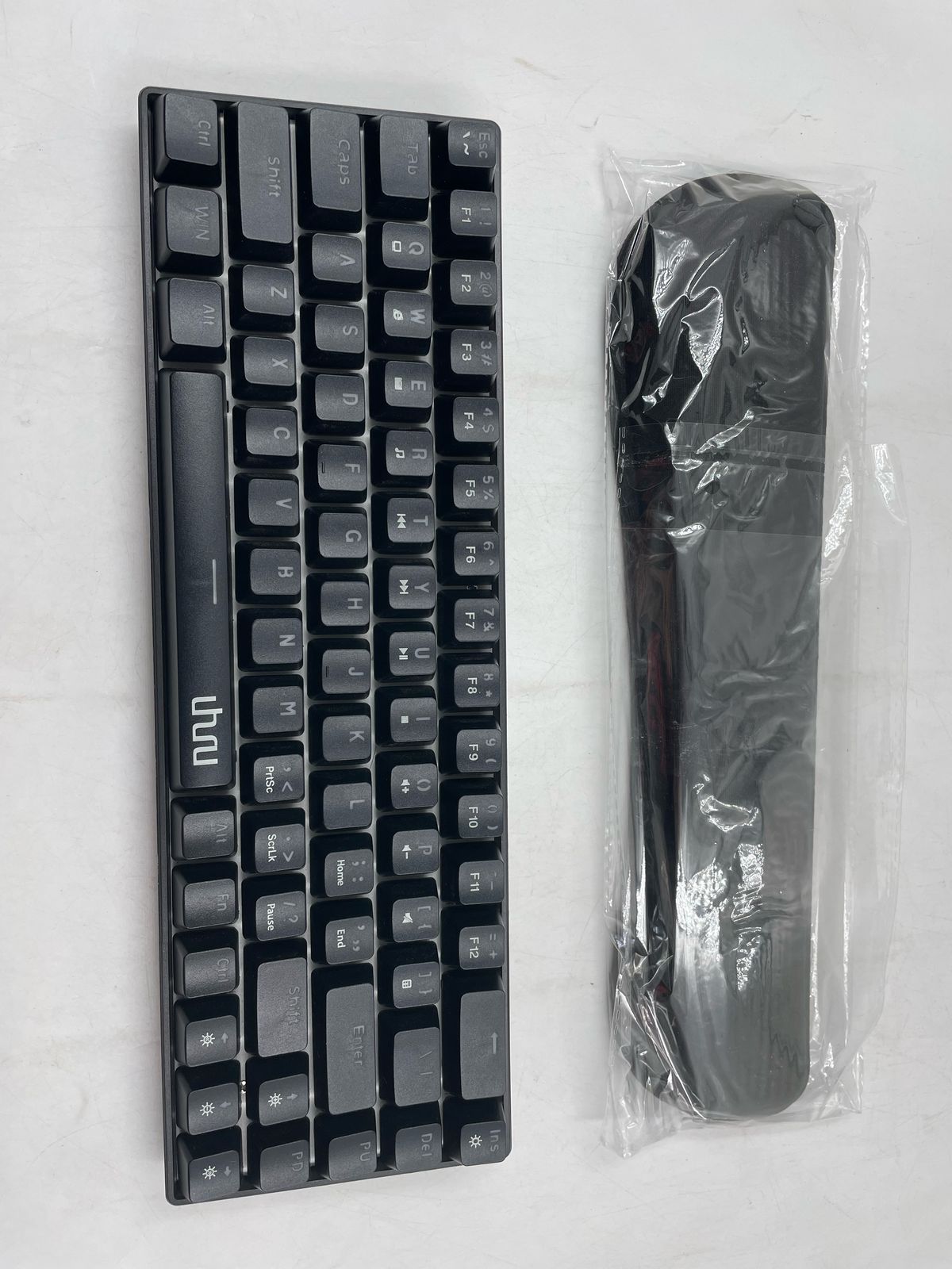 UHURU Teclado mecánico para juegos, UMK-100 con cable.