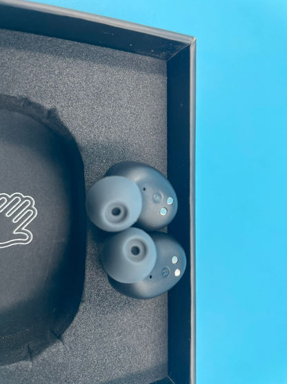 Auriculares Raycon de uso diario carga inalámbrica.(USADOS)