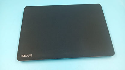 Funda Incase Snap Jacket para MacBook Pro, 13", flexible.