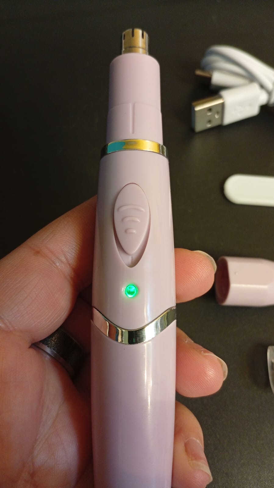 Recortadora de pelo, cara y nariz para mujeres, recargable.