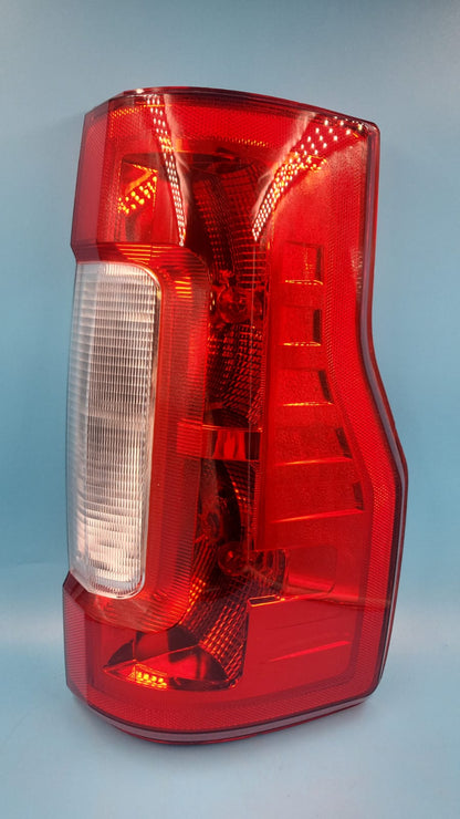Calavera Izq Luz Trasera Compatible Ford F250 F350 2017-2019