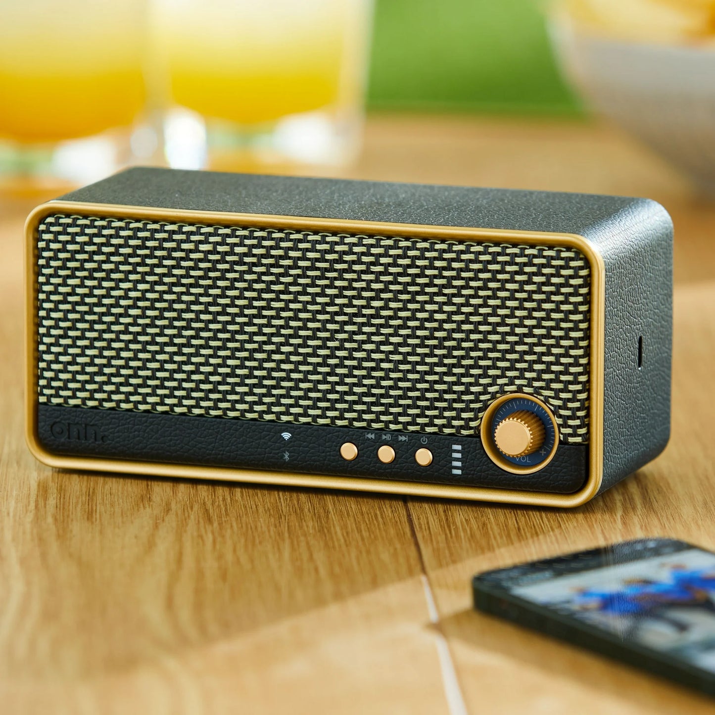 Altavoz Wi-Fi mediano ONN con sonido multidireccional, negro