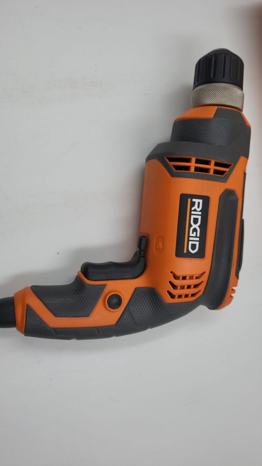 Taladro VSR de servicio pesado de 3/8" Ridgid R70011 USADO