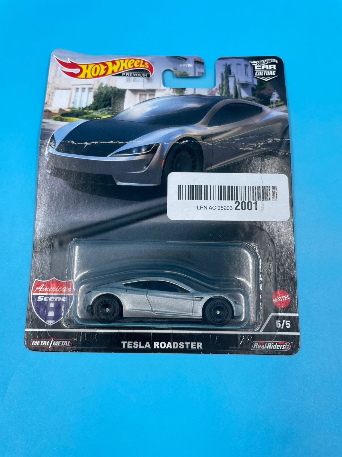 DieCast Hot Wheels Tesla Roadster (Plata), Escena americana de la cultura del coche 5/5.