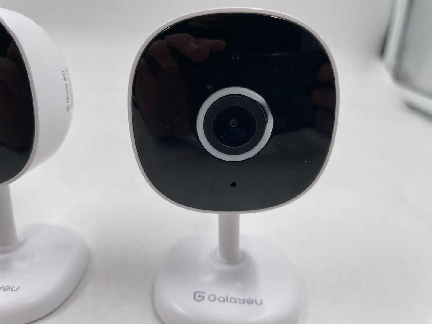 Cámaras de interior para seguridad en el hogar 2K.(USADA)