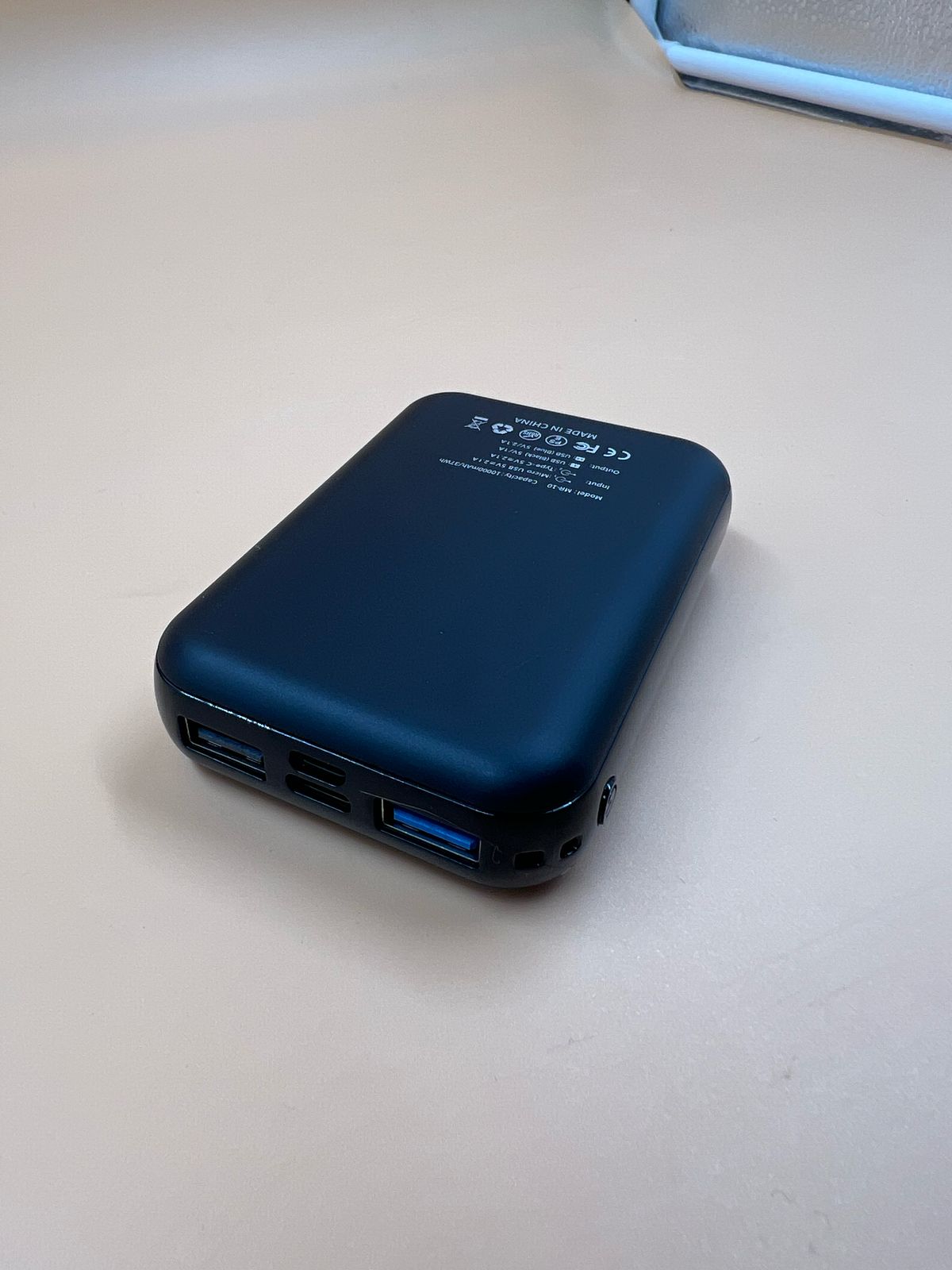 Bateria portatil mini MRBIU 10000 mAh (USADO)