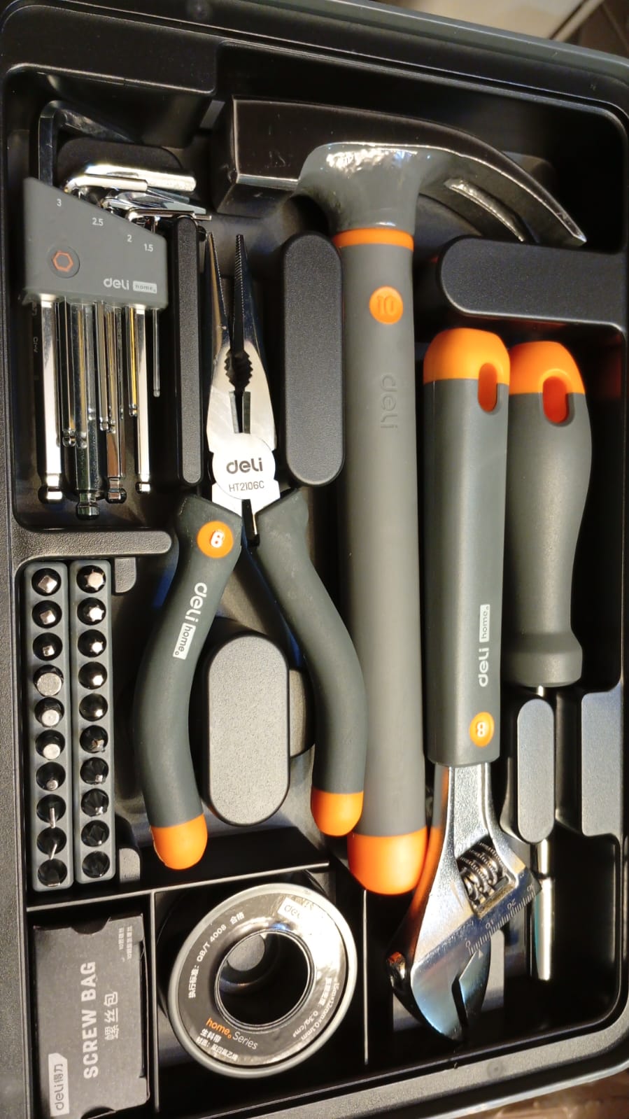 Juego de herramientas de mano, cajas apilables, compacta, Deli.
