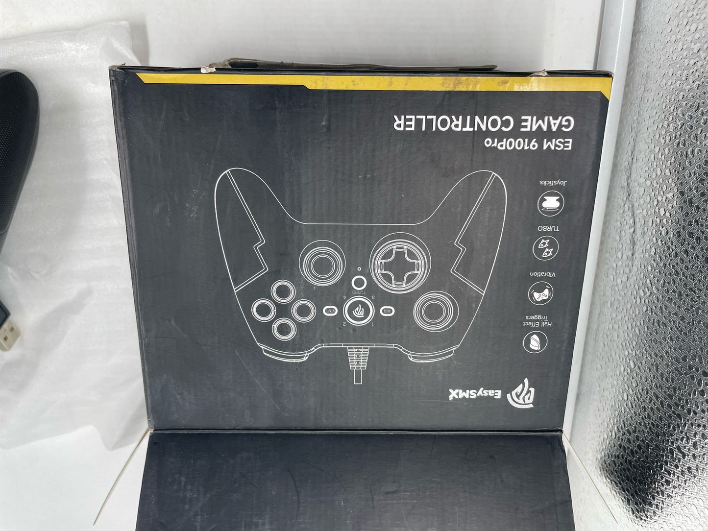 Controlador de juegos con cable EASYSMX 9100 Pro.