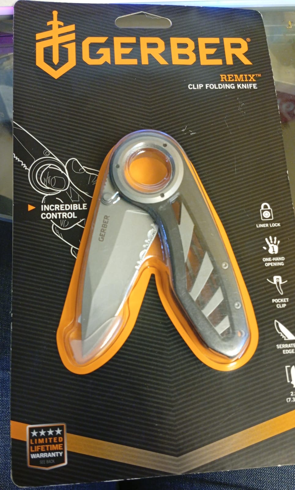 Navaja, Cuchillo Gerber Remix dentado, Acero Inoxidable.