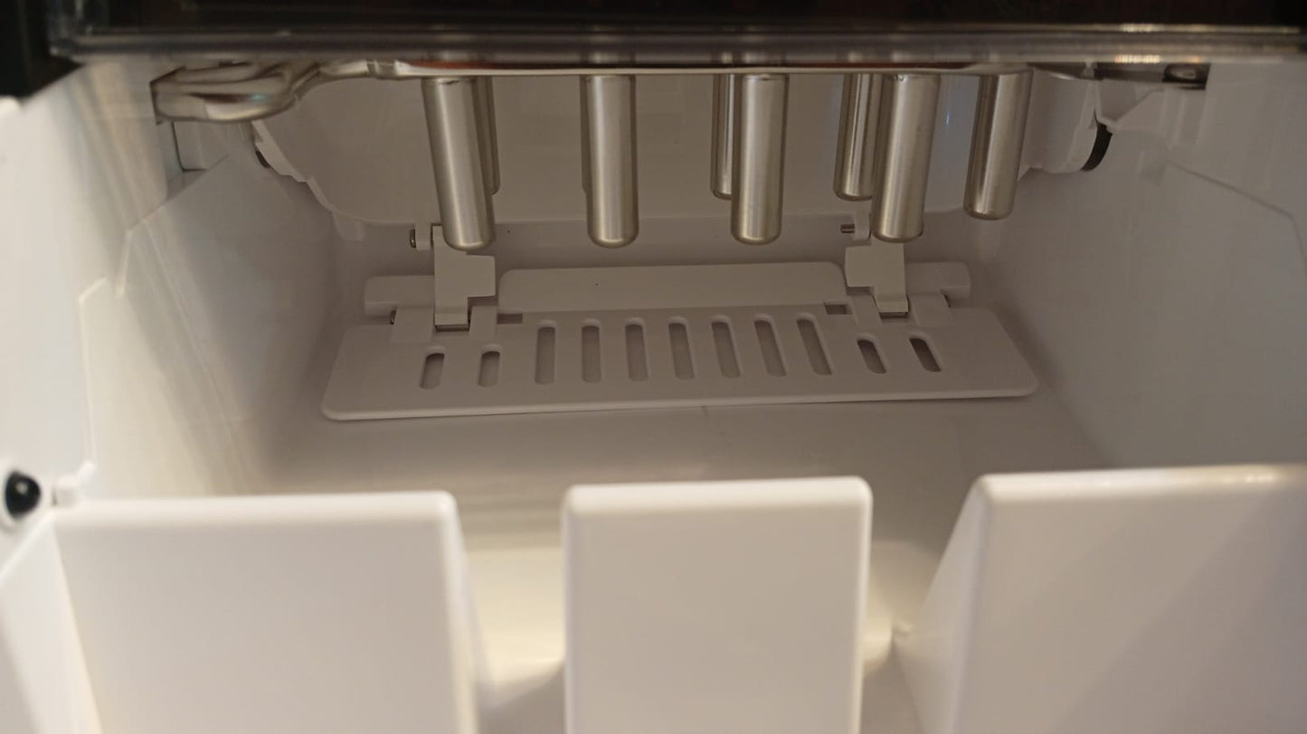 Máquina de hielo de encimera,  2 tamaños de cubitos, (USADO).