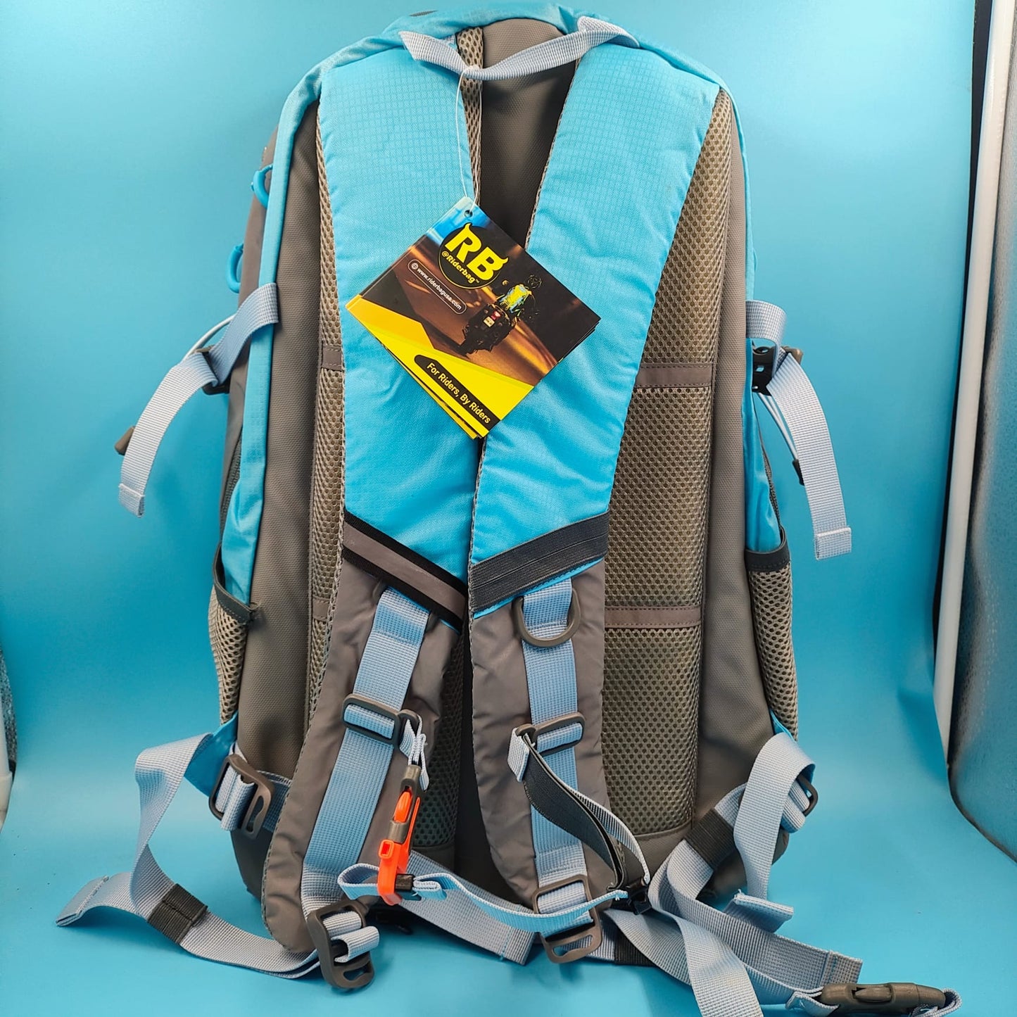 Mochila reflectante para motocicleta. Mochila ligera.