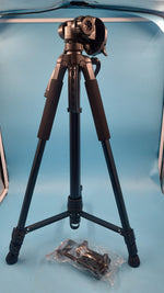Trípode Profesional Láser Ajustable 67" 70-180cm 360°
