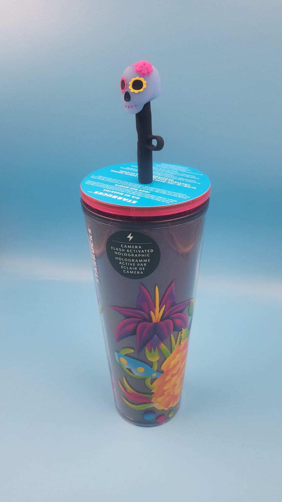 Vaso holográfico Starbucks 24 oz con tapa de pajita oscura brillante . Edición limitada