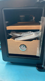 Humidor Eléctrico De 8 Litros  KINCHII