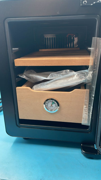 Humidor Eléctrico De 8 Litros  KINCHII