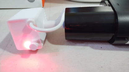 Fuente de agua Feelneedy inalámbrica para gatos, acero inoxidable
