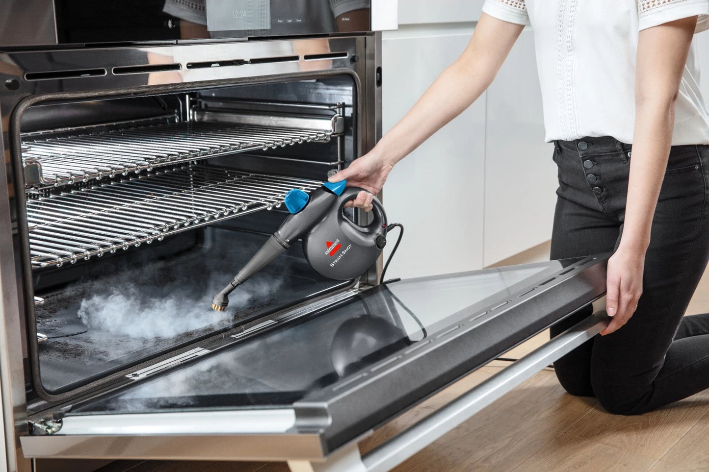 Limpiador y desinfectante de vapor portátil BISSELL.