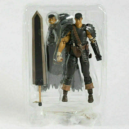 Figura Berserk Guts Black Swordsman Figma 359 Articulada Con Caja abierta